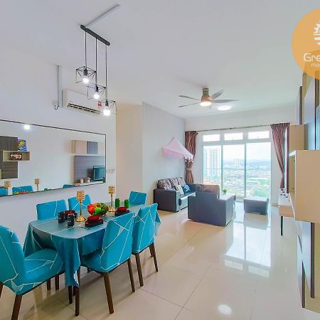 Twin Galaxy By Greatday Apartment Johor Bahru Exterior foto