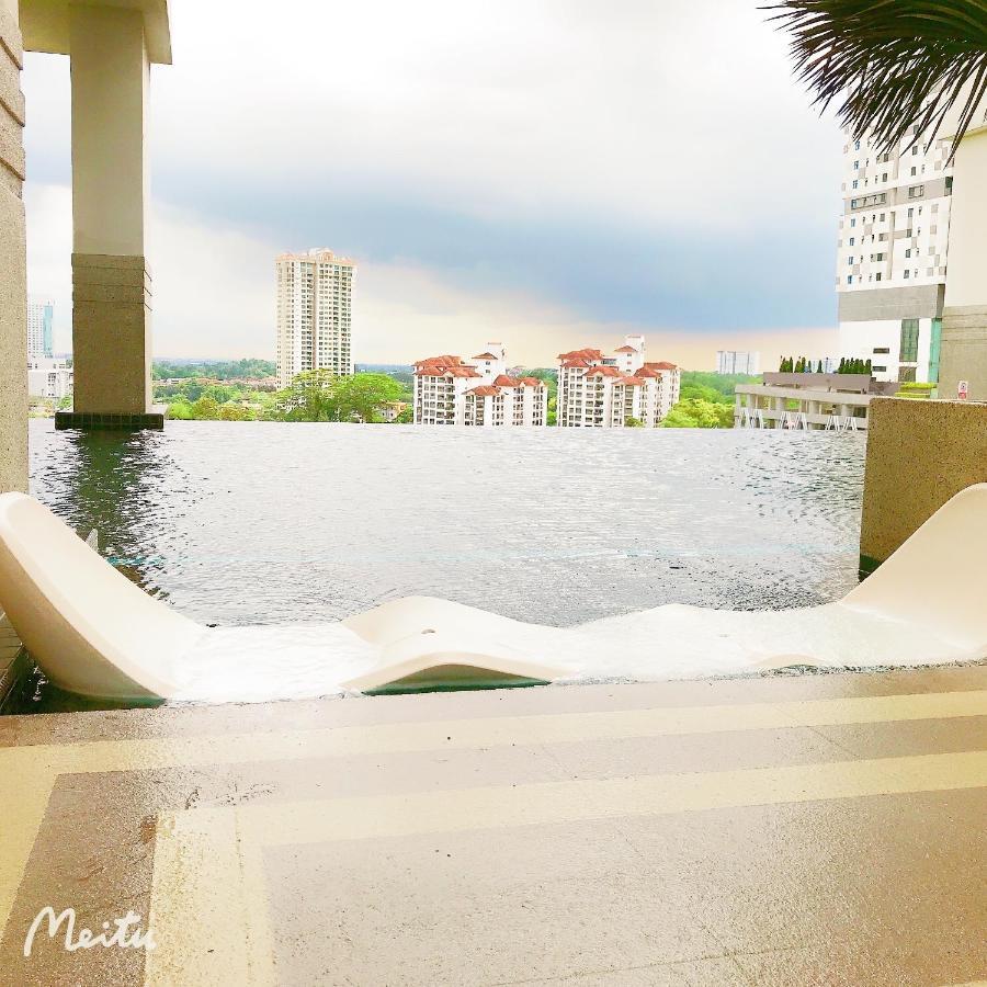 Twin Galaxy By Greatday Apartment Johor Bahru Exterior foto