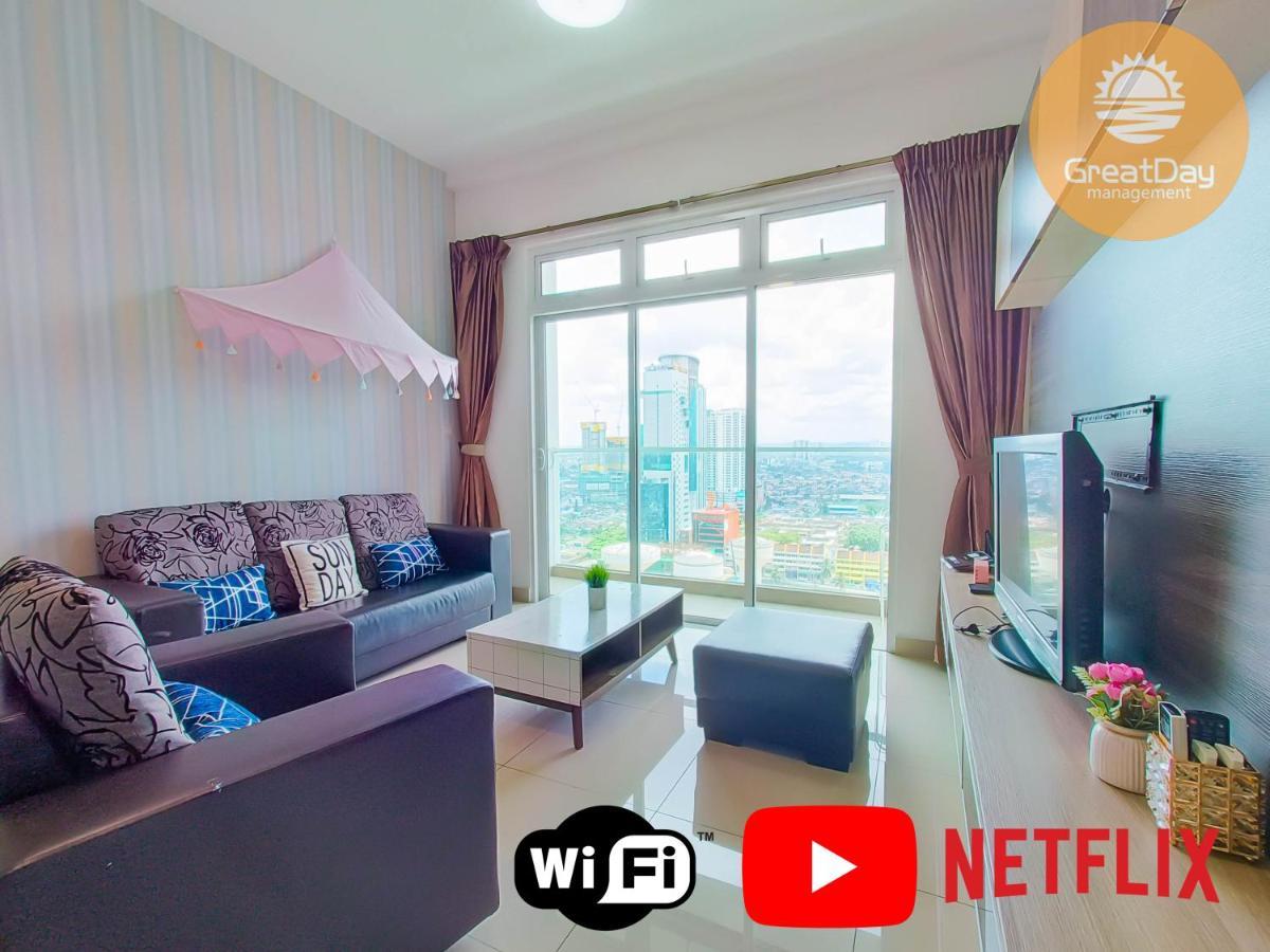 Twin Galaxy By Greatday Apartment Johor Bahru Exterior foto